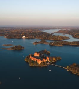 Kelionė Jachta Trakuose