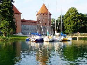 trakų pilis jachta plaukimas