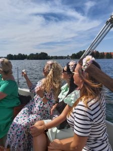 plaukimas jachta trakuose mergvakaris