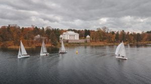 komandos formavimas regatoje jachta